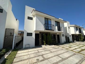 Casa en renta Calle Paseo De Los Campos 237, San Agustín, Tlajomulco De Zúñiga, Jalisco, 45645, Mex