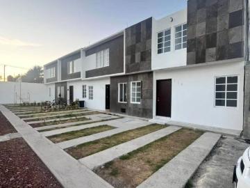 Casa en renta Calle Rio Santa Teresa, Delegación Santa María Totoltepec, Santa María Totoltepec, Estado De México, México