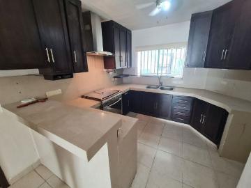 Casa en renta Calle Santa Sofía 34, Ciudad Del Carmen, Carmen, Campeche, 24157, Mex