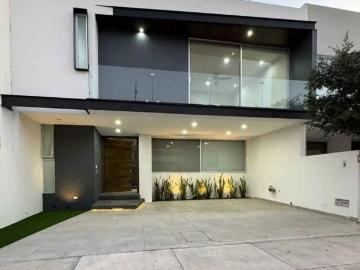 Casa en renta Calle Torrena, Loretta, Aguascalientes, 20326, Mex