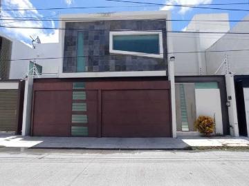 Casa en renta Calle 50 8 10, Miami, Ciudad Del Carmen Centro, Carmen, Campeche, 24115, Mex