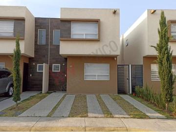 Casa en renta Carretera Calimaya mexicalzingo, San Andrés Ocotlán, Calimaya, México, 52226, Mex