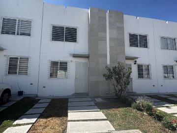 Casa en renta Carretera General Lázaro Cárdenas, El Marqués, Querétaro, 76246, Mex