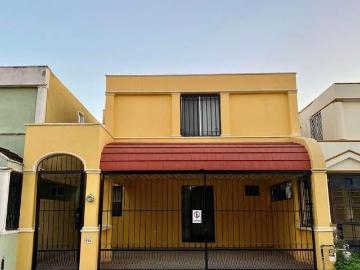 Casa en Renta Cerradas de Anáhuac, Escobedo N.L