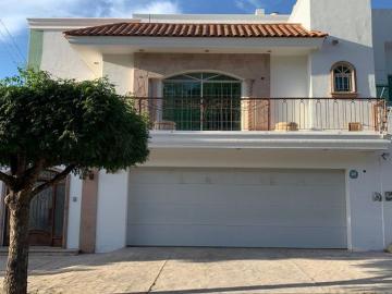 Casa en renta Cerro Del Mercado 560, Colinas De San Miguel, Culiacán, Sinaloa, México