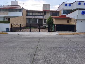 Casa en renta Circuito Ingenieros, Ciudad Satélite, Naucalpan De Juárez, Estado De México, México