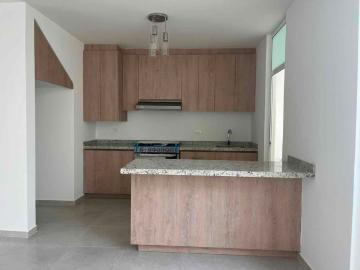 Casa en renta Circuito Zarzales, Cartuja Residencial, Aguascalientes, México