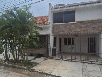 Casa en Renta Col. Lomas del Chairel