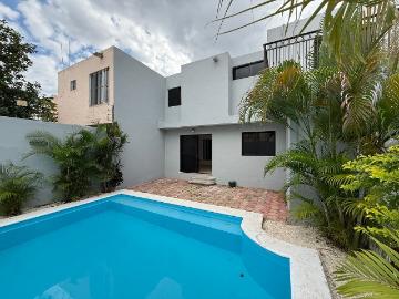 CASA EN RENTA COLONIA MONTEBELLO, MÉRIDA, YUCATÁN