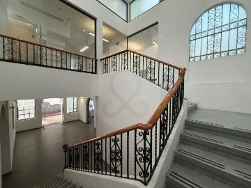 Casa en renta con uso de suelo
