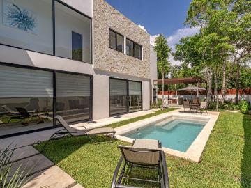 Casa en RENTA con servicios, Bahía Principe, Tulum Country Club, Seguridad 24/7