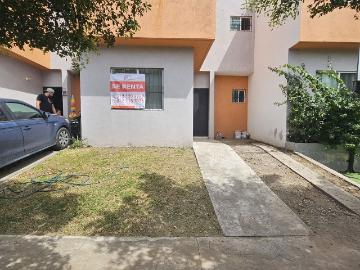 Casa en renta condominio