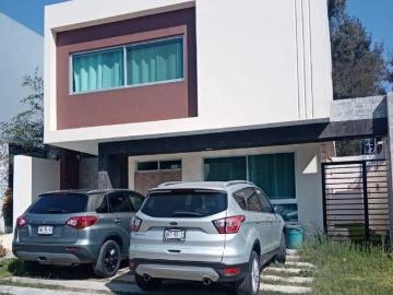 Casa en renta Coto Ciudadela, Casa Fuerte, Santa Anita, Jalisco, México