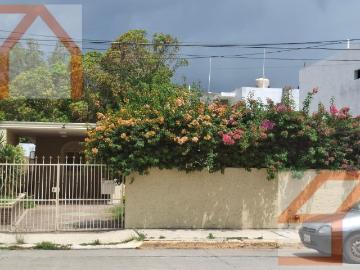 Casa en Renta de UN PISO en Col. Unidad Nacional