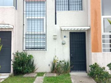 CASA EN RENTA DENTRO DE PRIVADA EN FRACCIONAMIENTO LA FLORIDA II EN JICALTEPEC