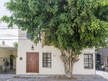 Casa en Renta dos rec?maras primer piso, terraza y jard?n en San Miguel de Allende