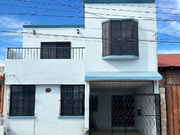 Casa en RENTA el col. El Olmo
