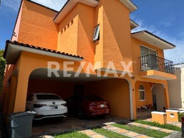 CASA EN RENTA EN METEPEC