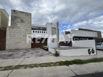CASA EN RENTA EN MISIÓN SAN JERÓNIMO