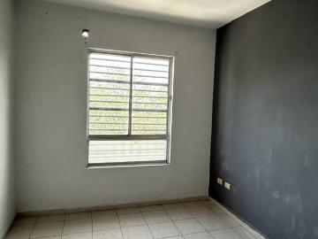 Casa en Renta en Mitras Poniente | Fraccionamiento Privado | Cerca de Av. Lincoln