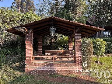Casa en Renta en Avándaro, Valle de Bravo, Estado de México