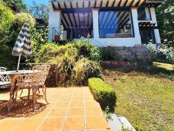 CASA EN RENTA EN AVÁNDARO, VALLE DE BRAVO