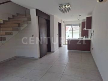 CASA EN RENTA EN BARRIO SAN AGUSTIN LA PRIMAVERA CULIACAN