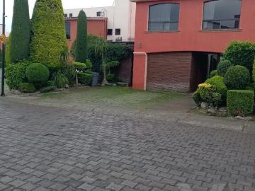 CASA EN RENTA EN CAMPESTRE DEL VALLE, METEPEC