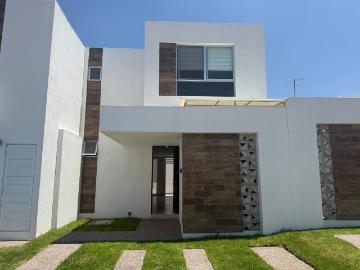 Casa en renta en Castelo Residencial