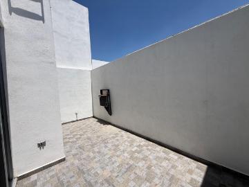 Casa en renta en Castelo Residencial