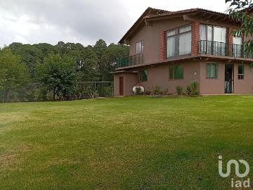 Casa en Renta en Cerro Colorado, Valle de Bravo, Estado De México