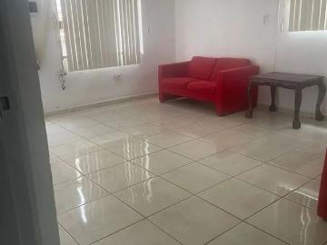Casa en Renta en Chepevera, Monterrey, Nuevo León