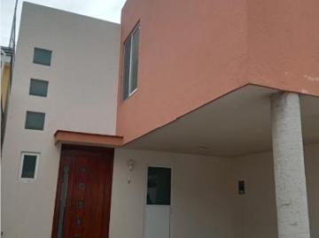 Casa en Renta en Cholula de Rivadavia Centro, Cerca de Plaza San Diego