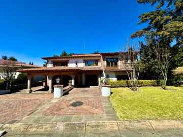 Casa en renta en Club de Golf los Encinos 4 recámaras