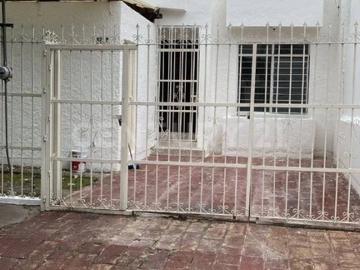 Casa en Renta, En Col. arboledas, Zapopan, Jalisco. DV D59B1