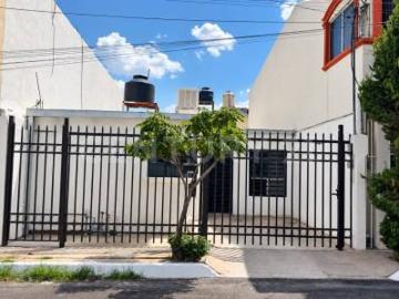 Casa en Renta en Col. Rincon del Lago