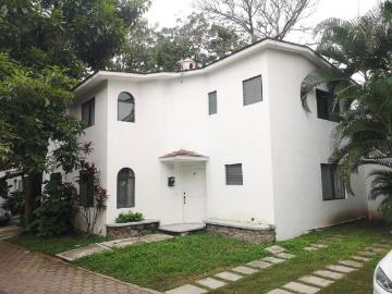 Casa en renta en Colima Centro, Colima, Colima