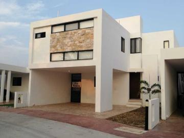 CASA EN RENTA EN CONKAL, MÉRIDA YUCATÁN