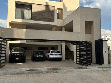 Casa en Renta en Desarrollo del Pedregal, San Luis Potosí, San Luis Potosí
