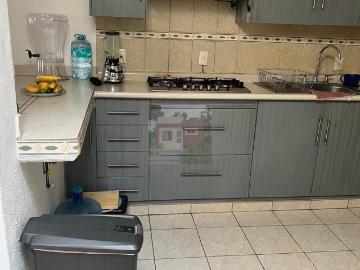 Casa en Renta en Ejercito Nacional, a 2 cuadras de Metro Polanco, con alberca