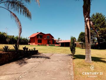 CASA EN RENTA EN EL FRESNO, VALLE DE BRAVO