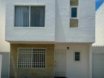 Casa Amueblada en Renta en Rancho Santa Mónica Coto Belieu Aguascalientes MGT
