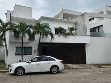 CASA EN RENTA EN FRACC. EL COUNTRY, VILLAHERMOSA, TABASCO