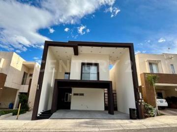 Casa en Renta en Fracc. Rinconadas del Valle V