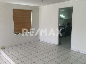 CASA EN RENTA en Fracc. Santa Mónica
