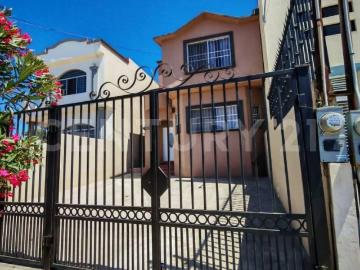 Casa en Renta en Fraccionamiento Acapulco, Ensenada B. C
