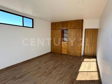 CASA EN RENTA EN JARDINES DE AGUA CALIENTE, TIJUANA BAJA CALIFORNIA