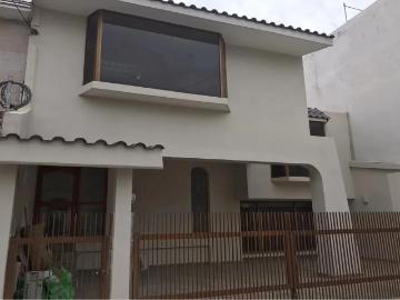 Casa en Renta en Jardines de las Fuentes al Sur de Aguascalientes