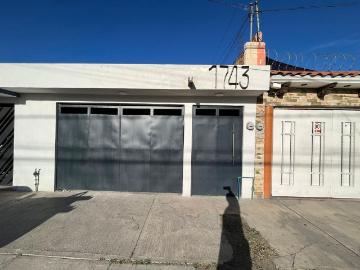 Casa en RENTA en Jardines del Sur