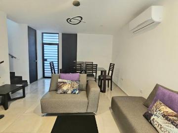 CASA EN RENTA EN KEDROS CON EXCELENTE MANTENIMIENTO